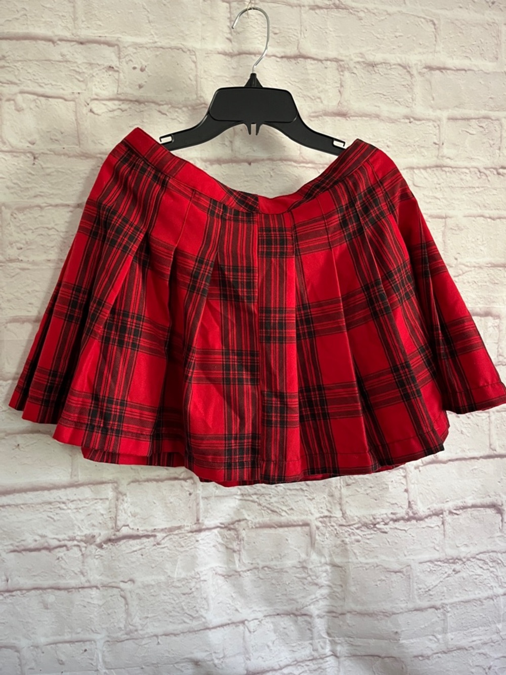Red Plaid Pleated Mini Skirt